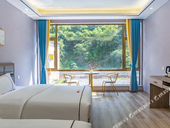 旭日酒店(黄龙景区店)