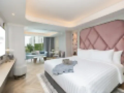 One Bedroom River View