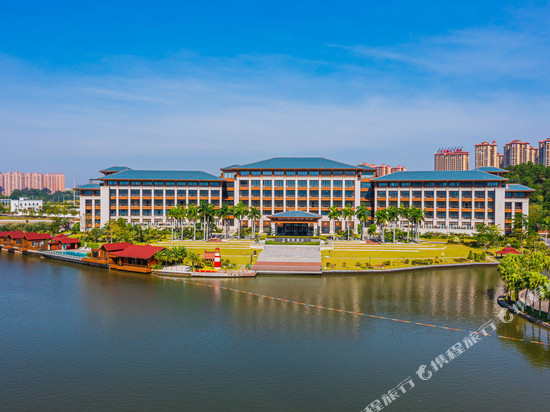 玉林璟象酒店(园博园克拉湾店)