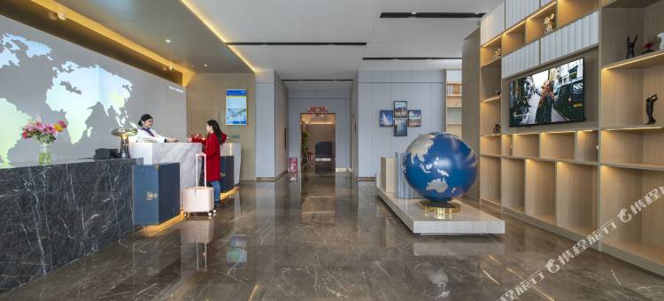 凯里亚德酒店(长沙梅溪湖东地铁站麓谷高新区店)图片