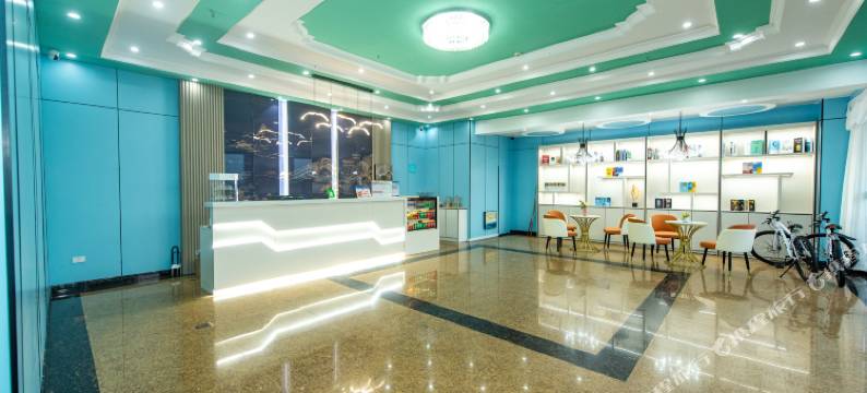 泊雅斯智能酒店(柳州柳城汽车总站店)图片