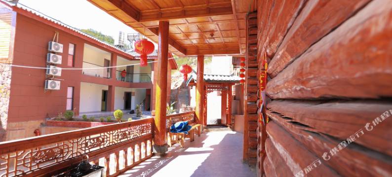 泸沽湖云居别苑湖景精品民宿图片