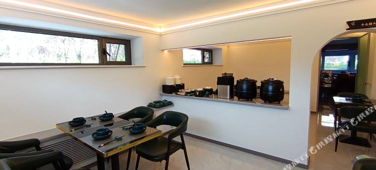 阿尔山麓鸣居精品酒店图片