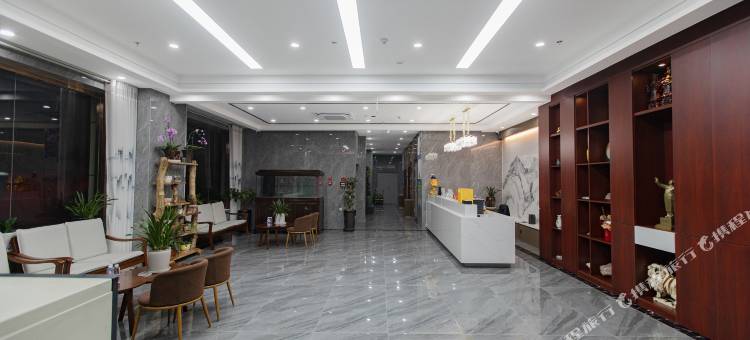 乾丰大酒店(霍城清水河店)图片