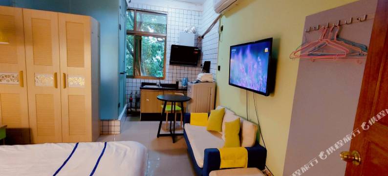 瑞丽尚域主题酒店图片