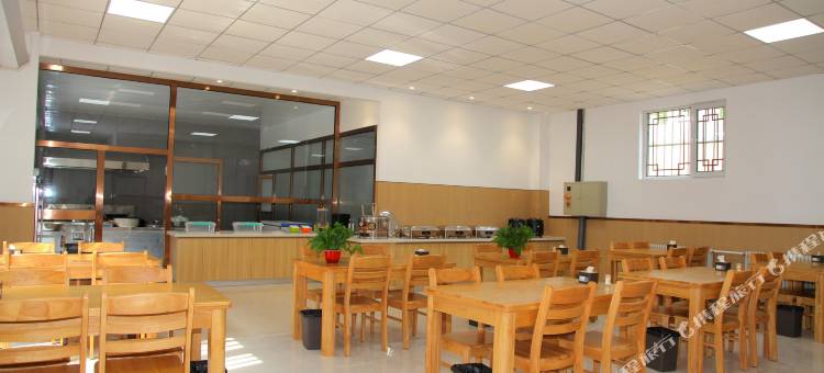 虎山壹号酒店(集宁战役纪念馆老虎山生态公园店)图片
