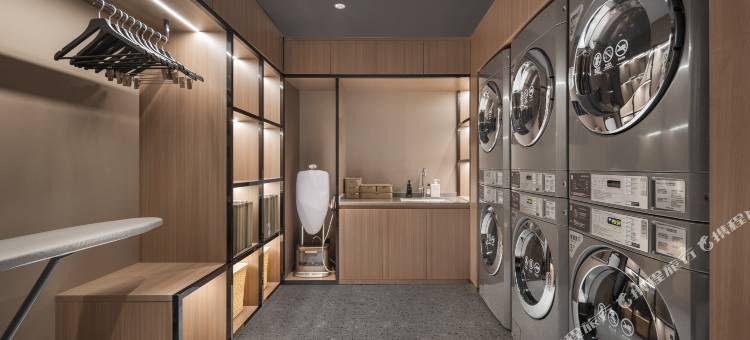 安阳万达广场光明路亚朵酒店图片