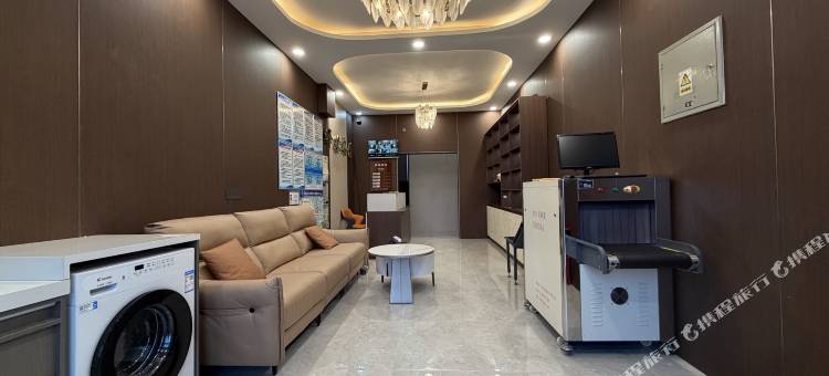 尼勒克蜂缘宾馆(蜜蜂小镇店)图片