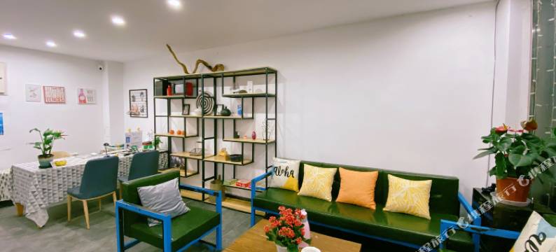 海螺沟澜山小院客栈图片