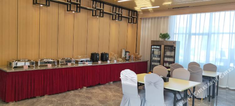 小城印象轻奢酒店(寻乌县政府黄岗山公园店)图片