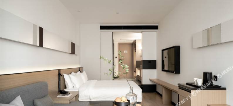 SFEEL设计师酒店(成都浣花溪公园店)图片