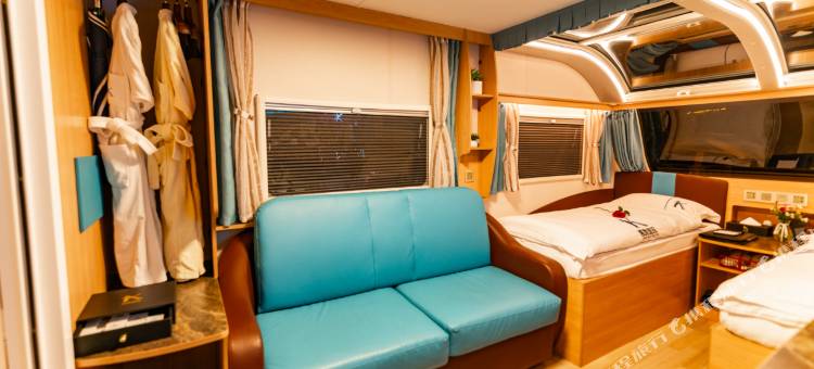 宁南凯地里拉温泉康养度假营地图片