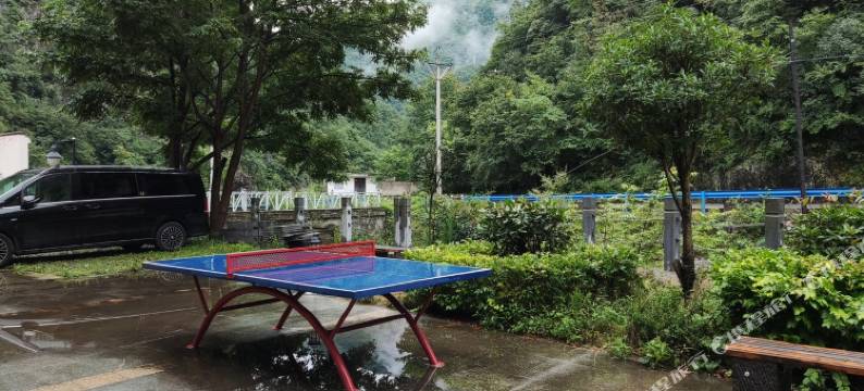 宁陕燕子民宿图片