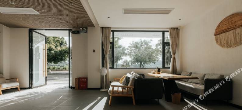 阆中山色里客栈图片