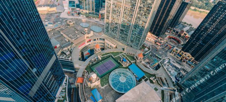 一览高空酒店(泸州金融中心万象汇店)图片