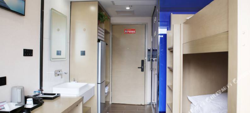 悠客电竞民宿图片