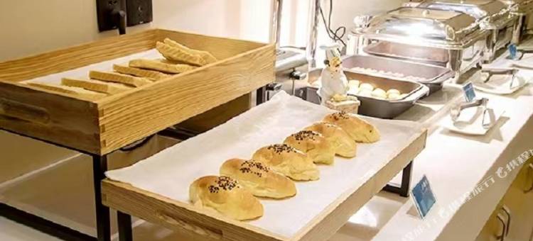 城市便捷酒店(长沙黄兴大道龙华地铁站店)图片