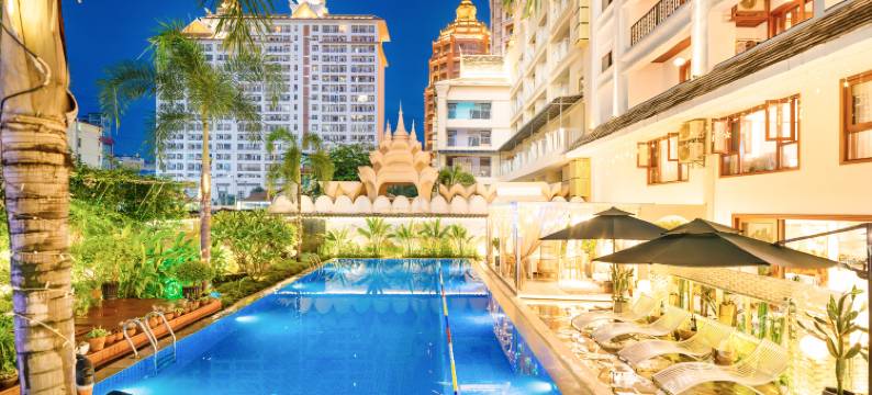 西双版纳景洪天源傣泰风情大酒店(告庄西双景星光夜市店)图片