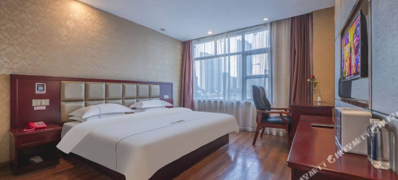 艺朵高酒店(奉化万达金钟广场店)图片