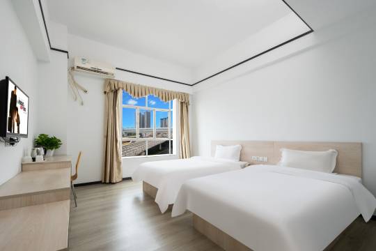 宜居酒店(深圳光明薯田埔地铁站店)