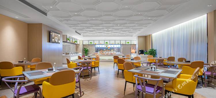 昭通维也纳国际酒店(省耕公园红星合景广场店)图片