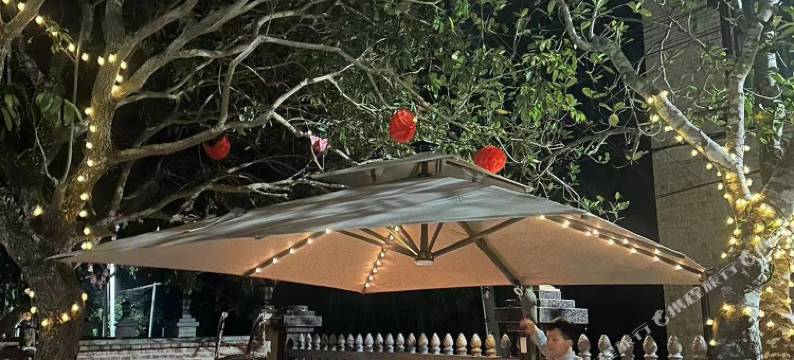 万尾金滩浪花朵朵民宿图片