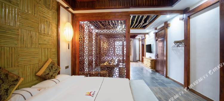 芙蓉镇土司驿栈(大瀑布店)图片