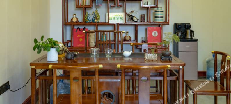 丽江玉龙山海居图片