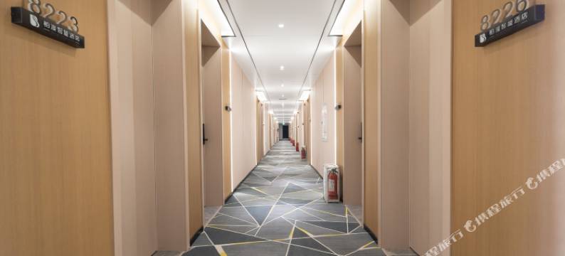 柏漫智能酒店(粮道街小东门地铁站店)图片