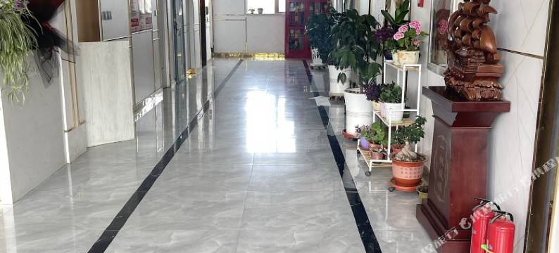 久治四叶草大酒店图片