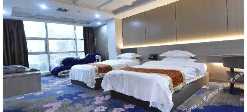 安顺·皇室·酒店｜CITY COLOR LIT·高空观景酒店(平坝南站店)图片