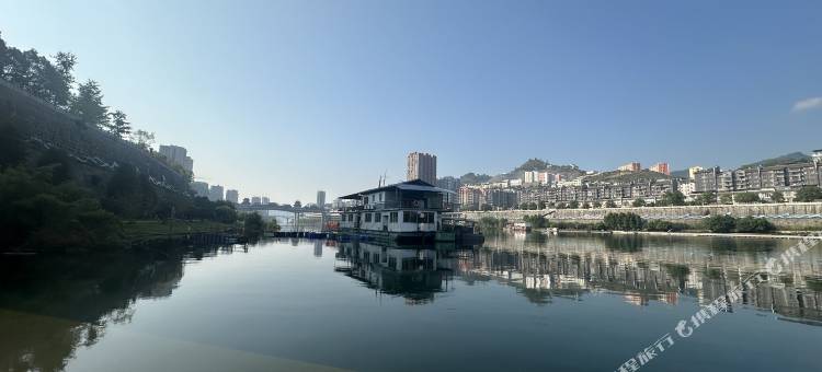沿河羽阳酒店图片