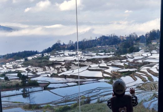 稻田理想.蓝色梯田景观酒店外景图