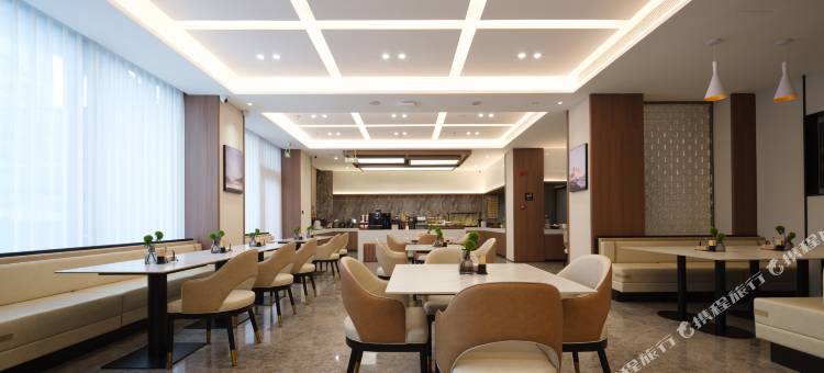 拾光里酒店(中街方城店)图片