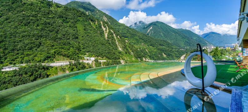 海螺沟美砚长征大酒店图片