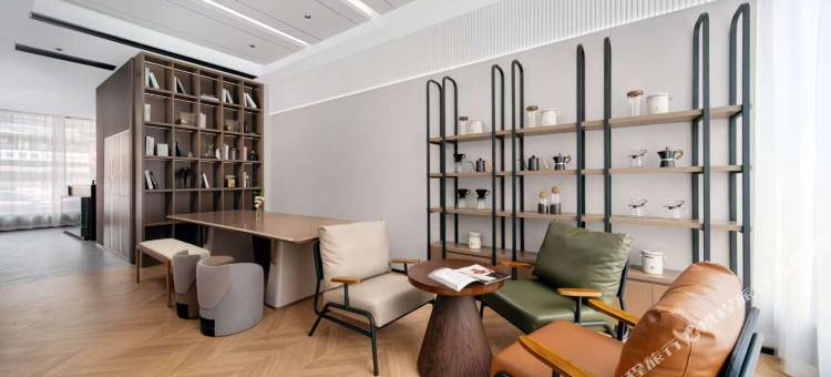 云上四季尚品酒店(六盘水人民广场高铁站店)图片