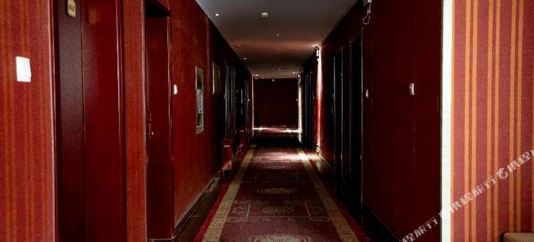 派柏·云酒店(保定七一西路店)图片