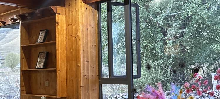 花田小住(甲根坝店)图片