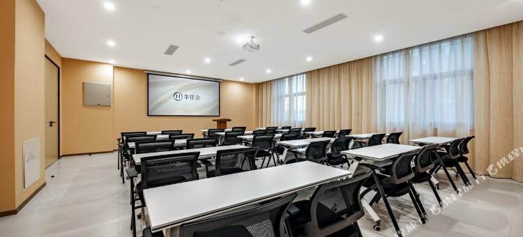 桔子酒店(乌鲁木齐自治区博物馆店)图片