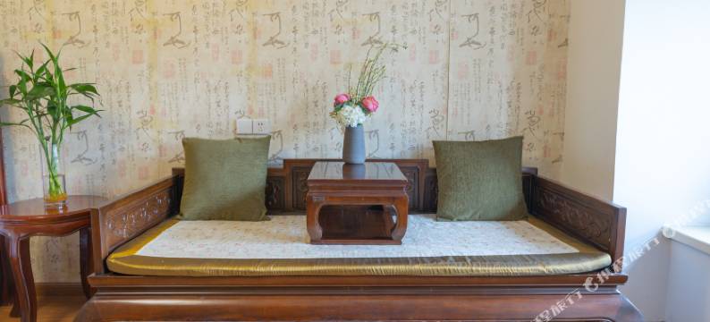 重庆班沙客酒店(龙湖源著天街店)图片