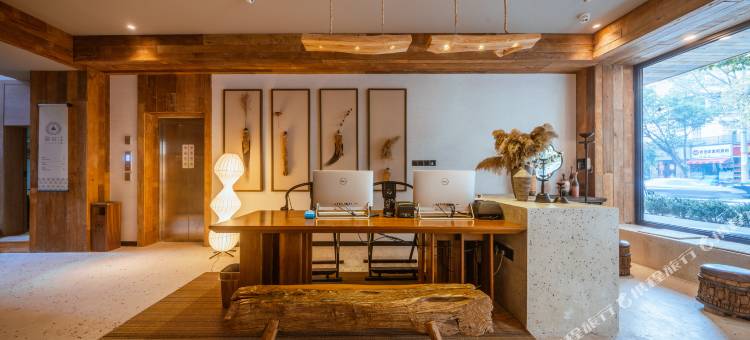 云孚里隐宿·商旅酒店(成都杜甫草堂中医大省医院地铁站店)图片