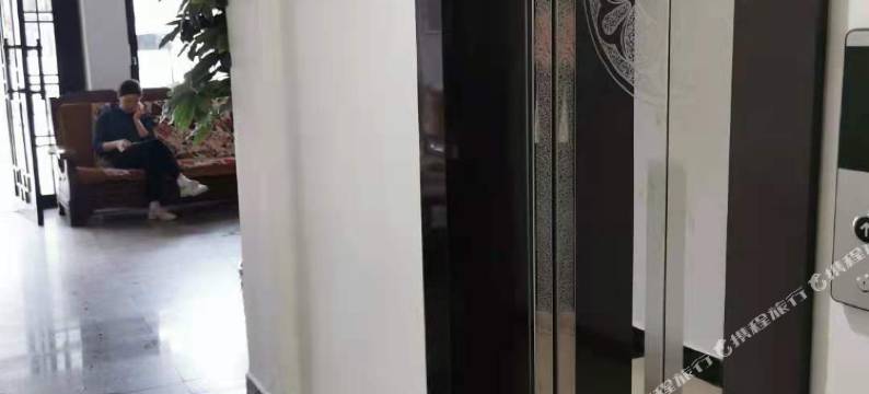 阳朔龙腾酒店(宋城千古情交通运输局店)图片