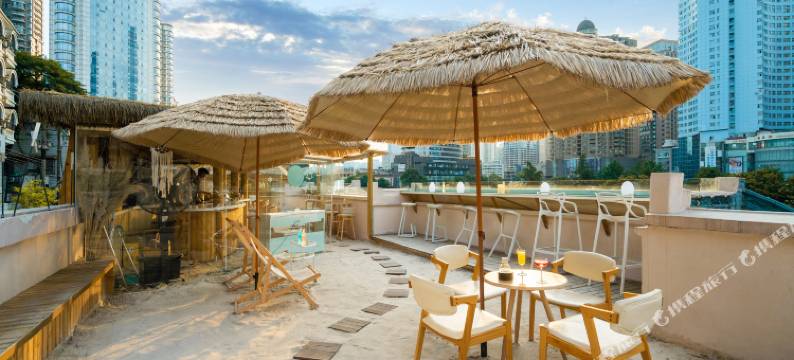 美岸·燕舍河畔观景民宿(贵阳甲秀楼青云市集店)图片