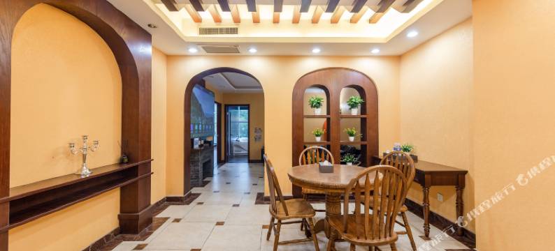 特迷风情假日酒店(南京龙眠大道地铁站店)图片