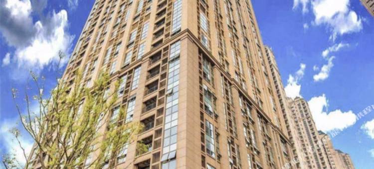 轻筑曼屿·loft湖景公寓(武汉恒大城悦湖公馆店)图片