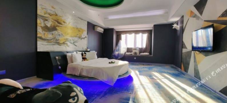 罗曼主题酒店(漳州万达广场店)图片