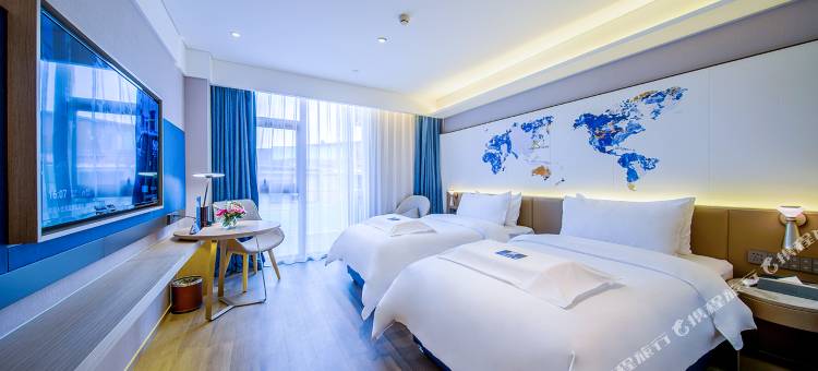 凯里亚德酒店(成都华侨城欢乐谷地铁站店)图片