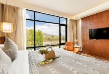 日喀则雍泽湖畔国际大酒店酒店图片