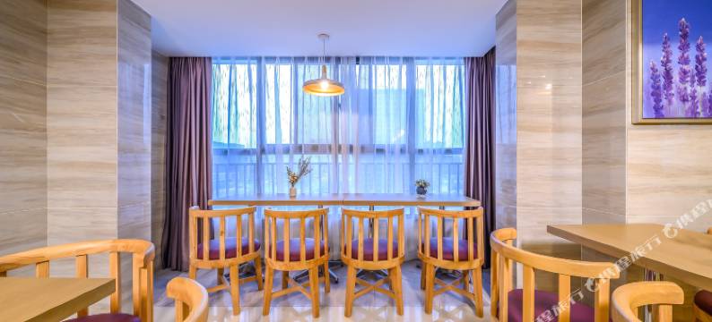 雅斯特国际酒店(南宁安吉万达客运地铁站店)图片