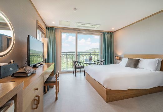 J View Hotel Hotel Overview